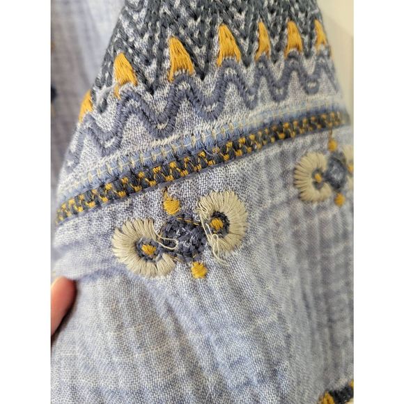 Johnny was embroidered blouse XL - Picture 9 of 9